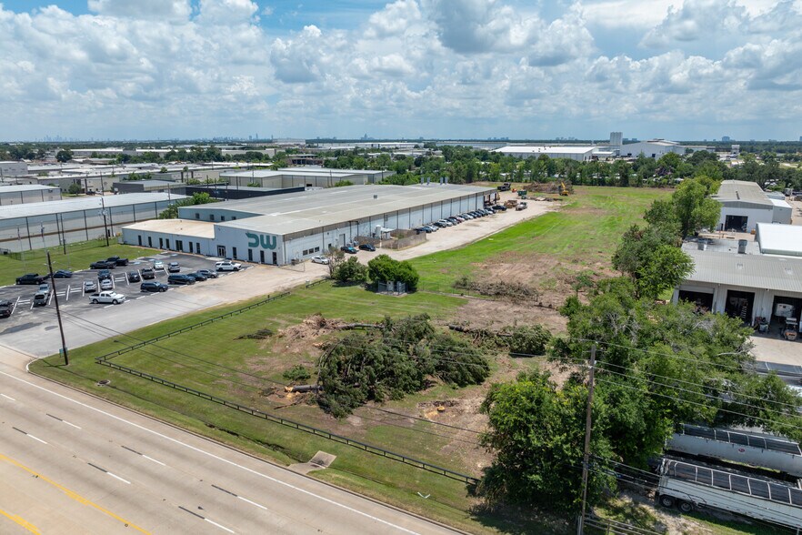 More Photos Of 13825 FM 529, Houston Industrial For Lease