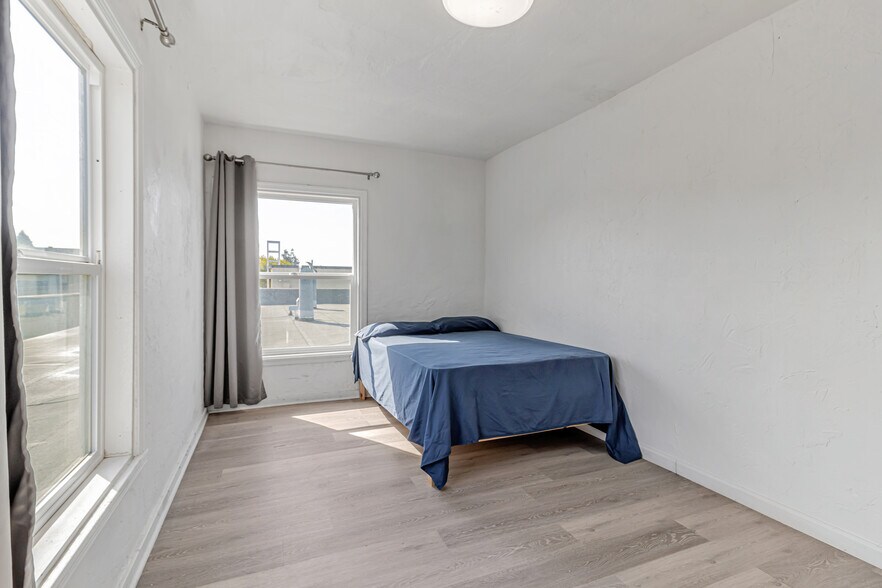 More Photos Of 1360 Berkeley Way, Berkeley Apartments For Sale