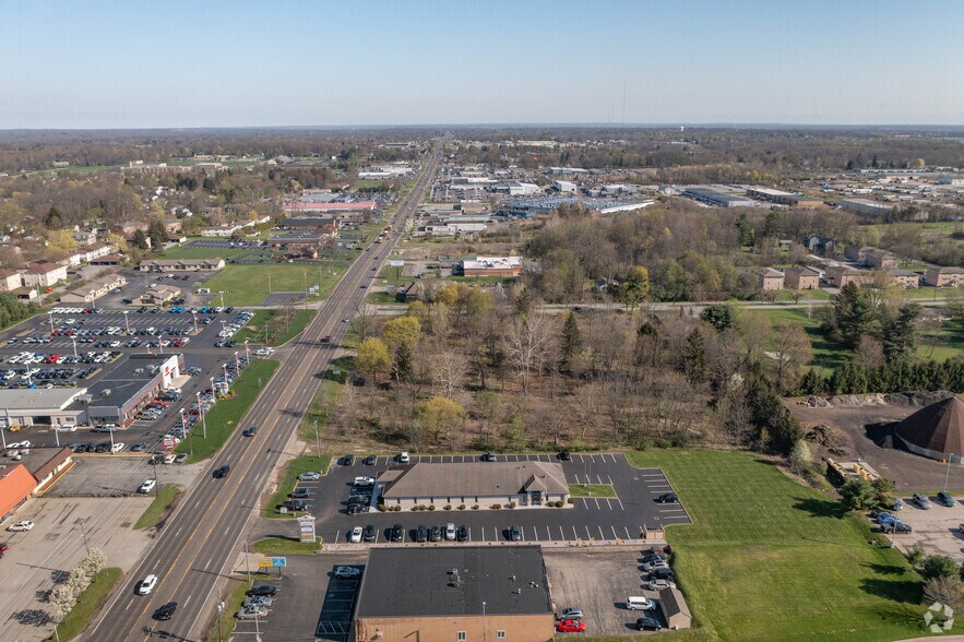 More Photos Of 8261 Market St, Youngstown Medical For Sale