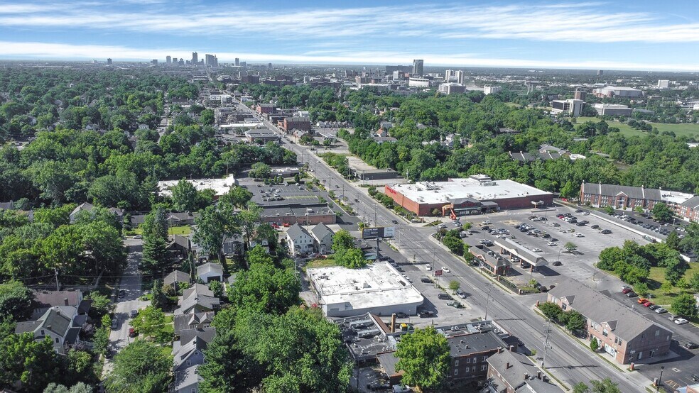 More Photos Of 2840-2848 N High St, Columbus General Retail For Sale