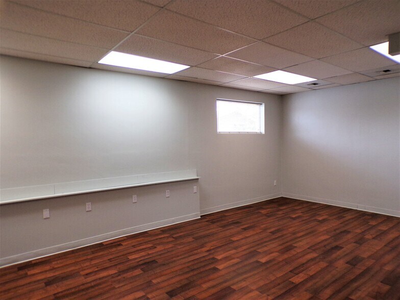 More Photos Of 750 NW 4th St, Prineville Office For Sale