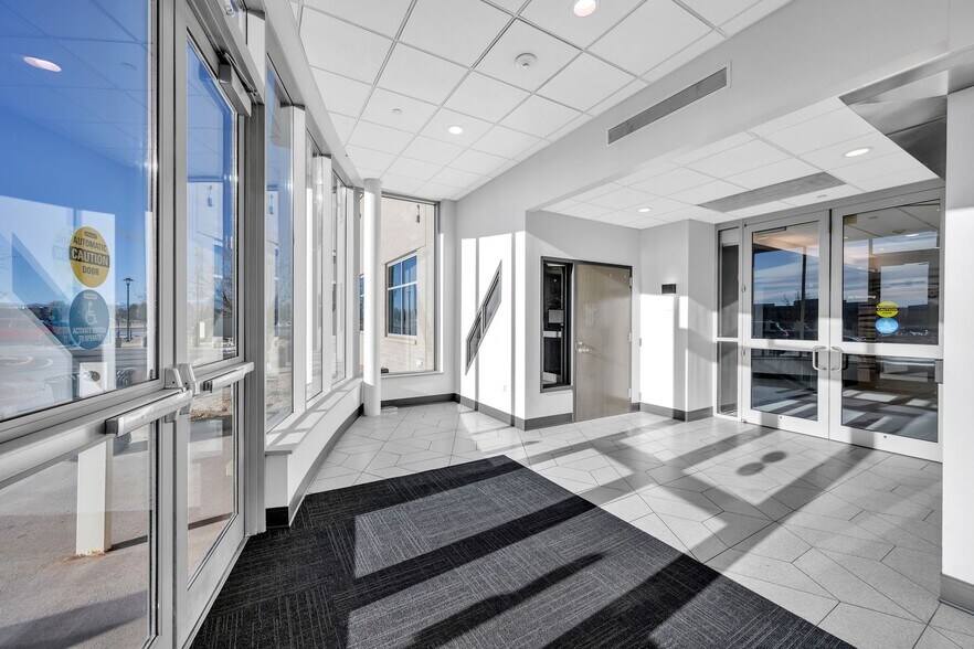 More Photos Of 300 Exempla Cir, Lafayette Medical For Lease