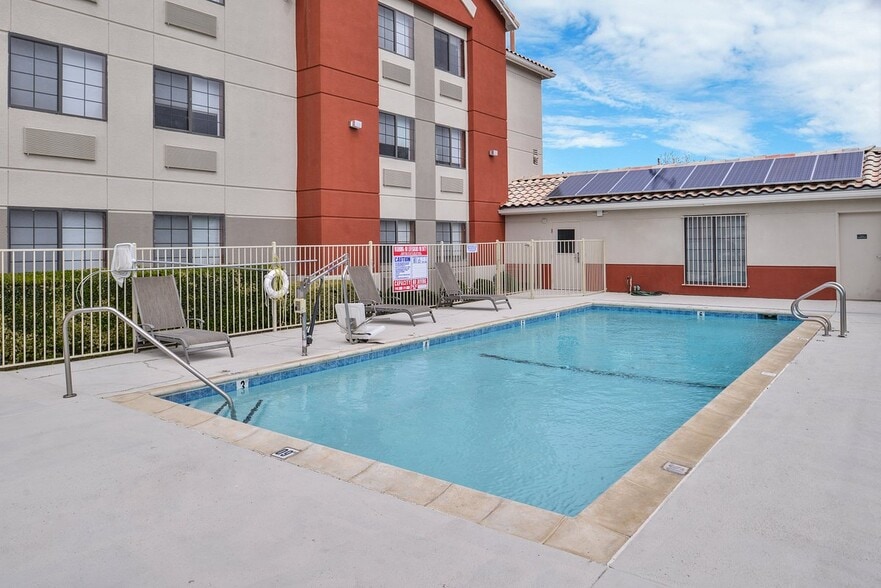More Photos Of 4525 Howard Rd, Westley Hotel For Sale