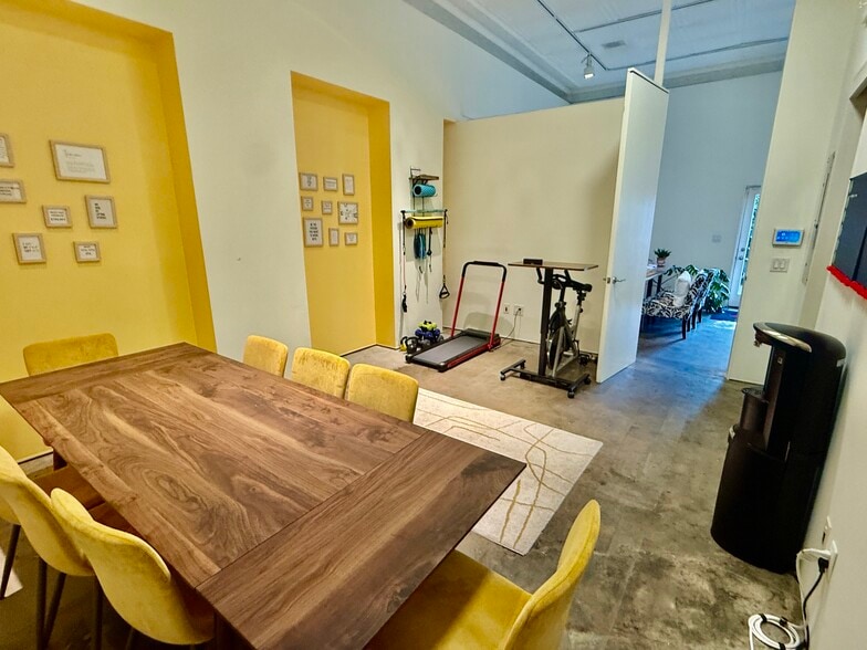 More Photos Of 1037 Monroe Dr NE, Atlanta Office For Sale