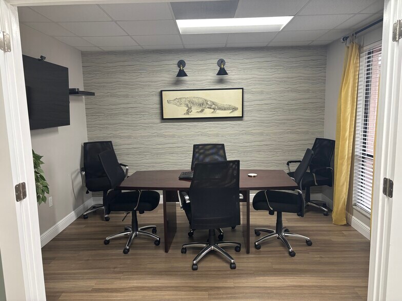 More Photos Of 6220 Manatee Ave W, Bradenton Medical For Sale