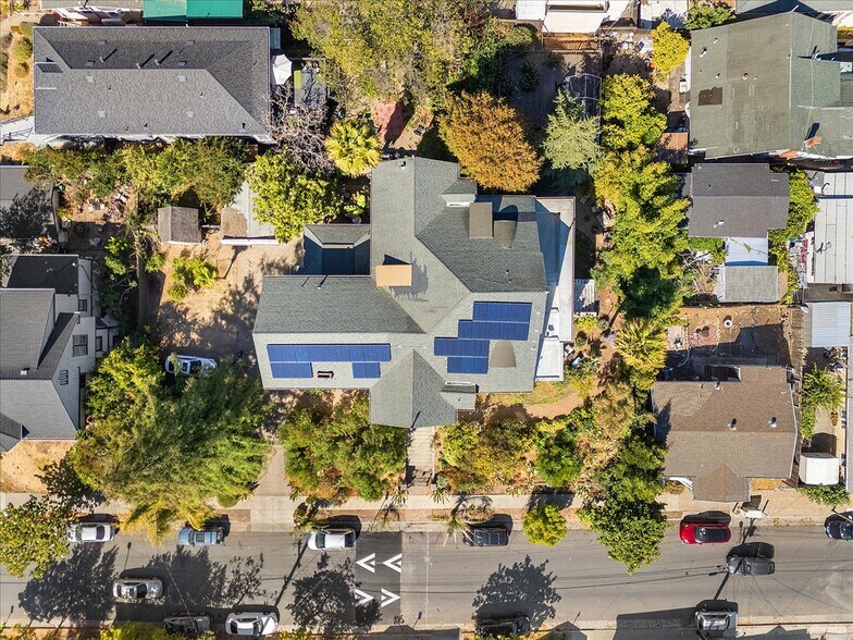 More Photos Of 1218 E 21st St, Oakland Apartments For Sale