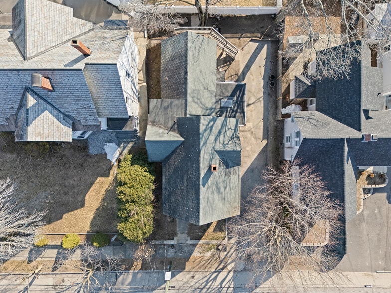 More Photos Of 605 Hall St, Manchester Multifamily For Sale