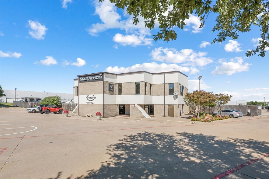 More Photos Of 1175 Post & Paddock Rd, Grand Prairie Office For Lease