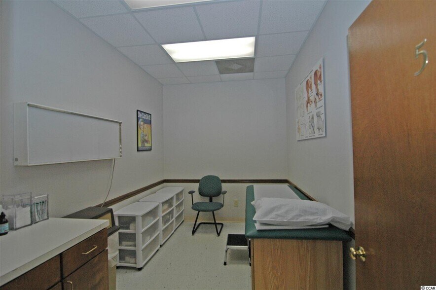 More Photos Of 1001 N Fraser St, Georgetown Medical For Lease