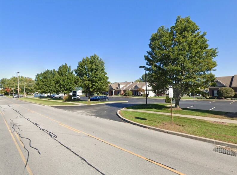 More Photos Of 780 Fetzner Rd, Rochester Office For Lease