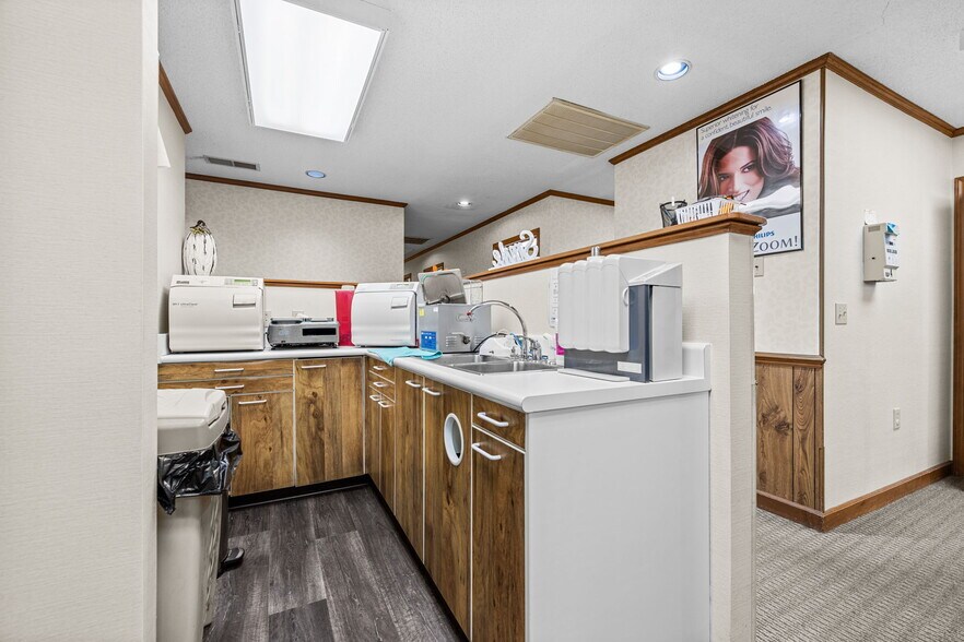 More Photos Of 150 Scarboro St, Asheboro Medical For Sale