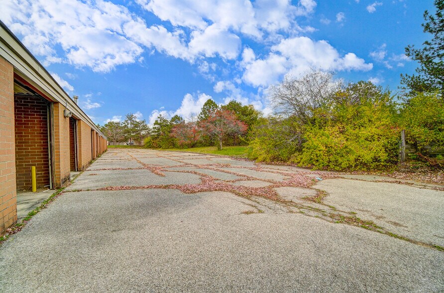 More Photos Of 133 W Hebble Ave, Fairborn Carwash For Sale