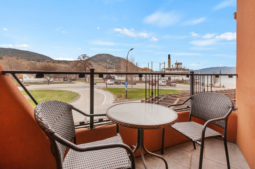 More Photos Of 1070 Lakeshore Dr W, Penticton Specialty For Sale