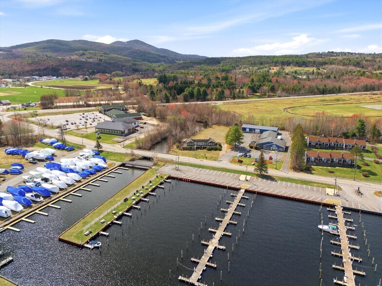 More Photos Of 40 Weirs Rd, Gilford Restaurant For Sale