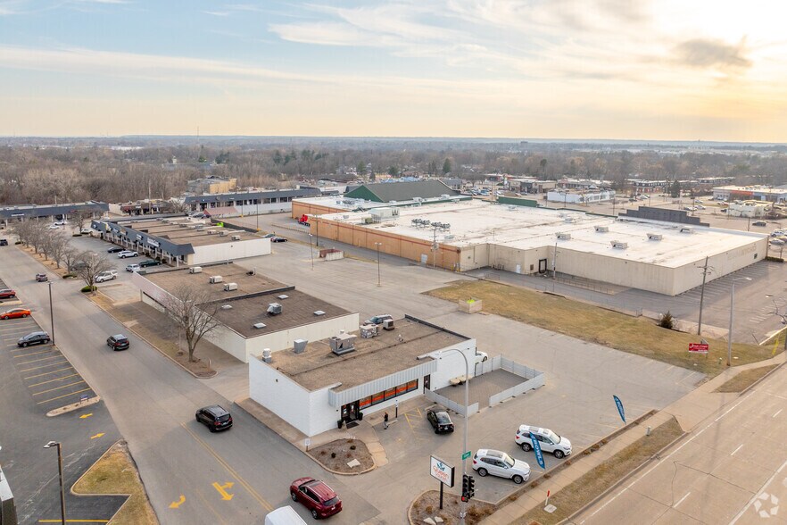 More Photos Of 1114 W Glen Ave, Peoria Land For Sale