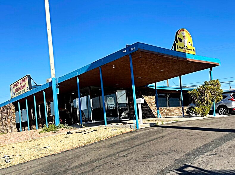 More Photos Of 1300 W Main St, Barstow Restaurant For Lease