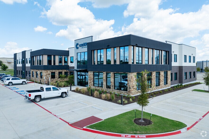 Primary Photo Of 8376 Davis Blvd, North Richland Hills Office For Lease