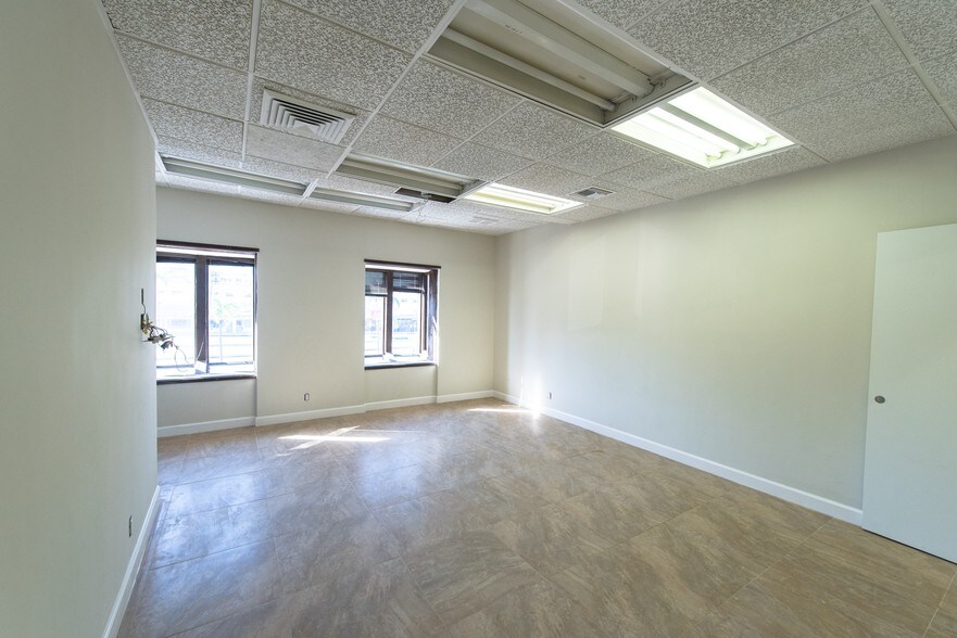 More Photos Of 3035 E Commercial Blvd, Fort Lauderdale Medical For Sale