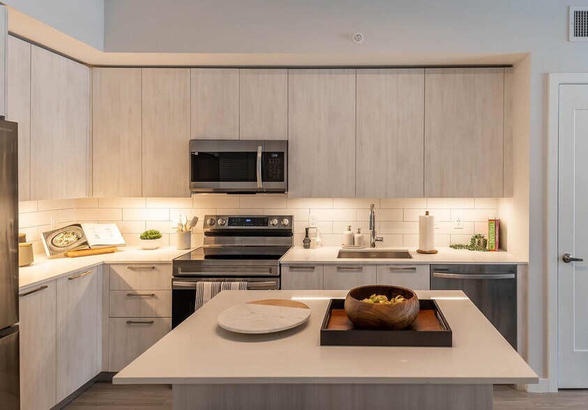 More Photos Of 1711 N University Dr, Plantation Coworking Space