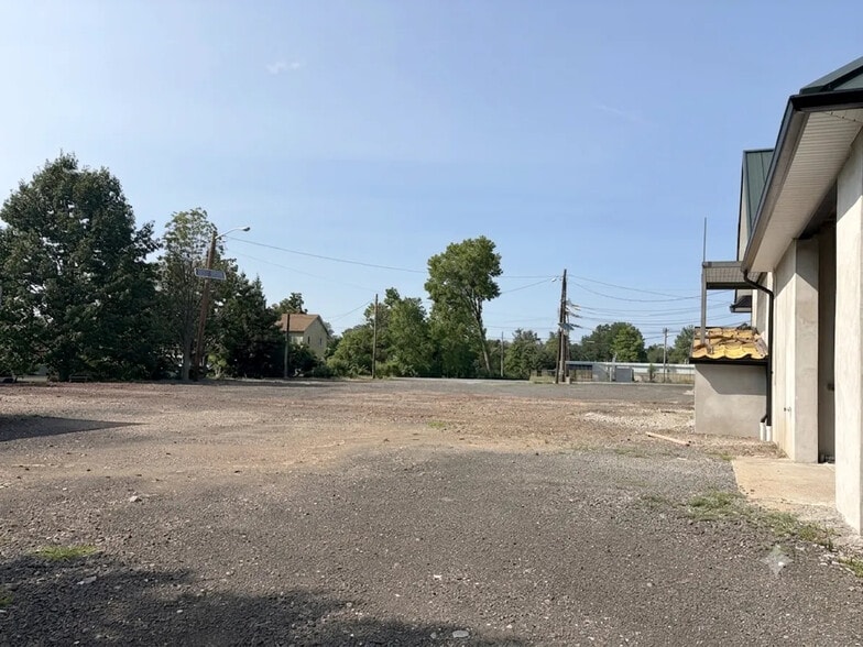 More Photos Of 15 Finderne Ave, Bridgewater Auto Repair For Sale