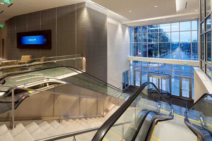 More Photos Of 421 Fayetteville St, Raleigh Coworking Space