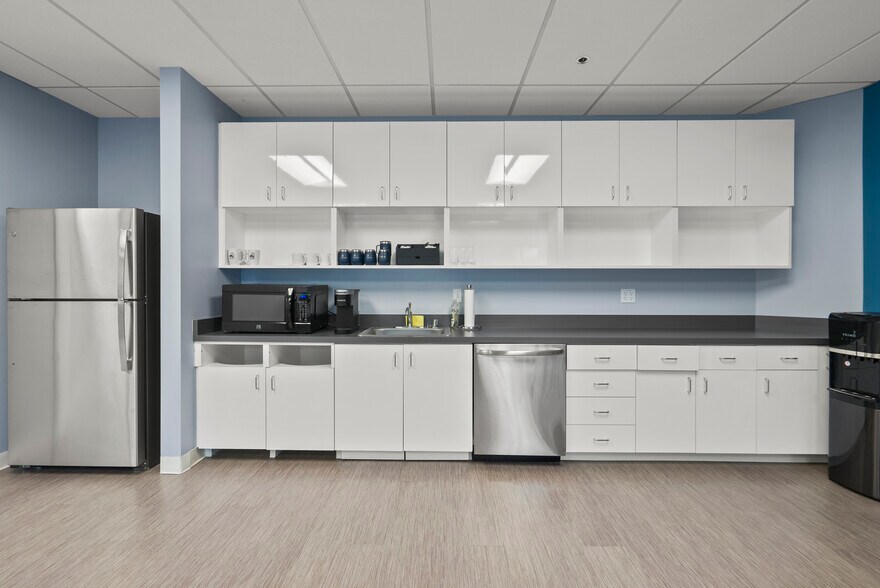 More Photos Of 1810 Gateway Dr, San Mateo Coworking Space