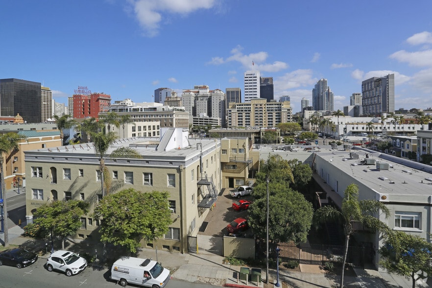 More Photos Of 707-777 G St, San Diego Apartments For Lease