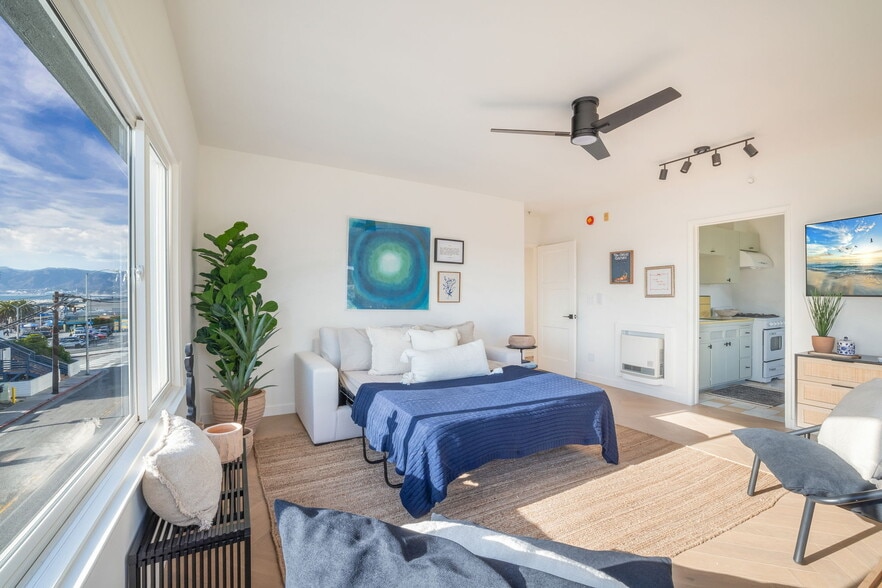 More Photos Of 1661 Appian Way, Santa Monica Apartments For Sale