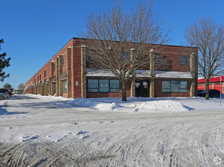 More Photos Of 71 Mearns Crt, Clarington Showroom For Lease