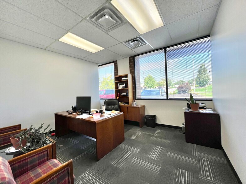 More Photos Of 8301 W 125th St, Overland Park Office For Sale