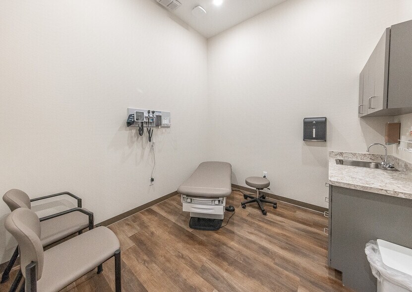 More Photos Of 5004 122nd St, Lubbock Office Residential For Lease