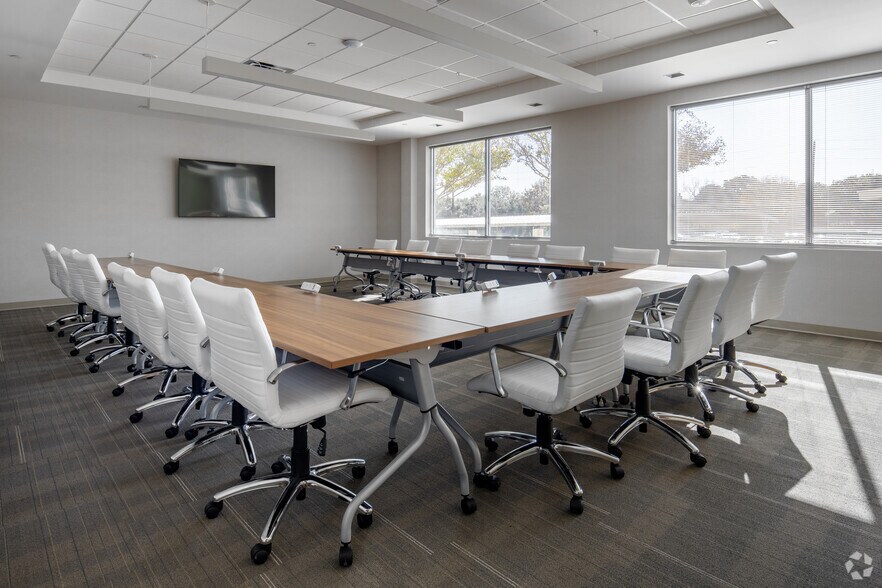 More Photos Of Loop 1604 & Bitters Road, San Antonio Unknown For Lease