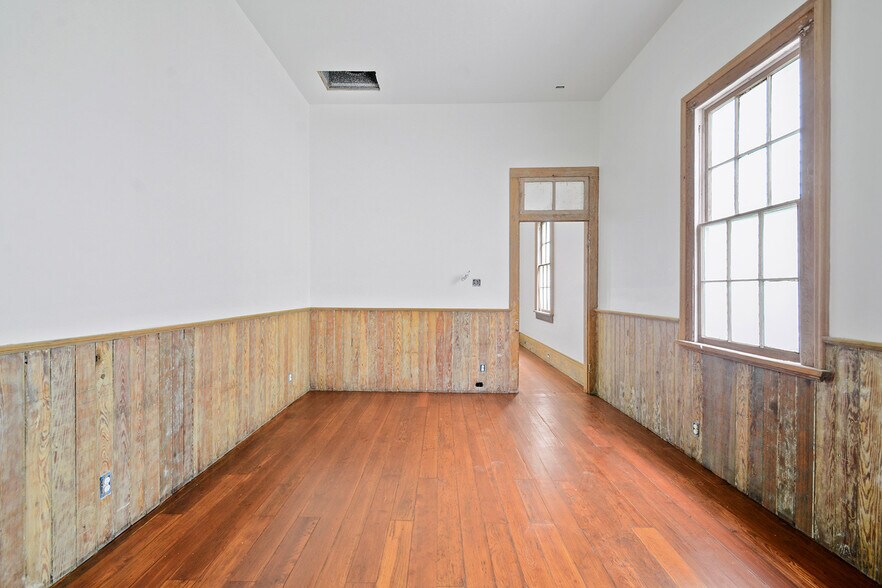 More Photos Of 2500 Freret St, New Orleans Apartments For Sale