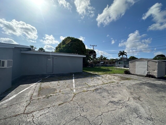 More Photos Of 6740 Taft St, Hollywood Medical For Lease