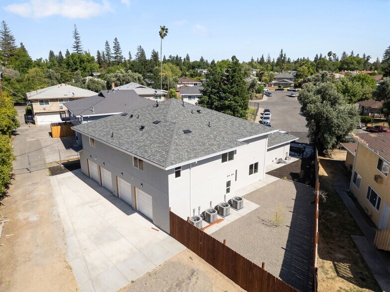 More Photos Of 2409 Cava Ct, Sacramento Apartments For Sale