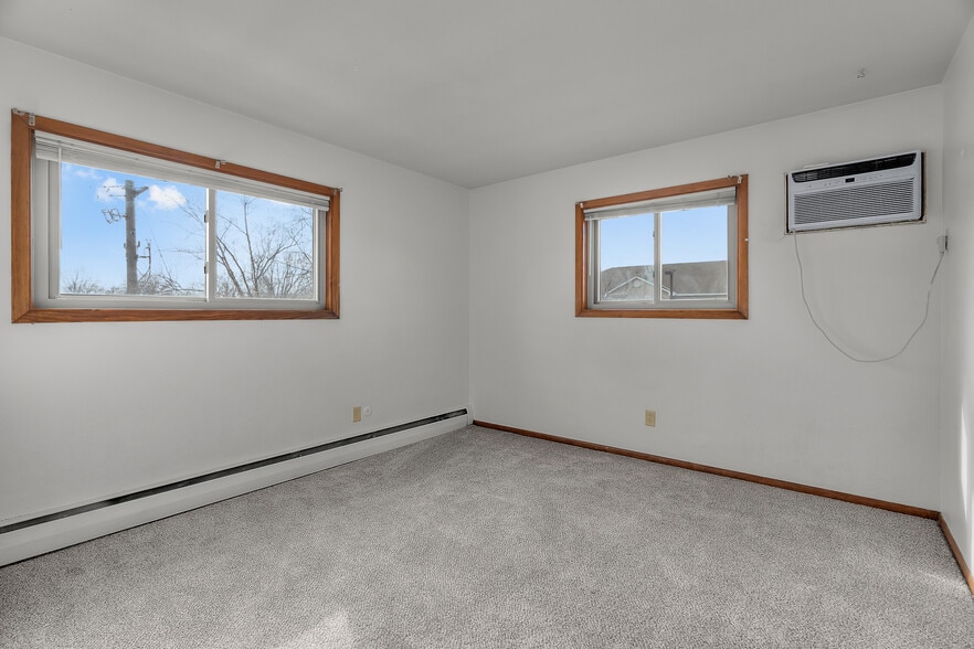 More Photos Of 1010 Lafond Ave, Saint Paul Apartments For Sale