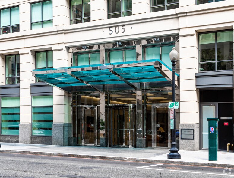 More Photos Of 505 9th St NW, Washington Office For Lease