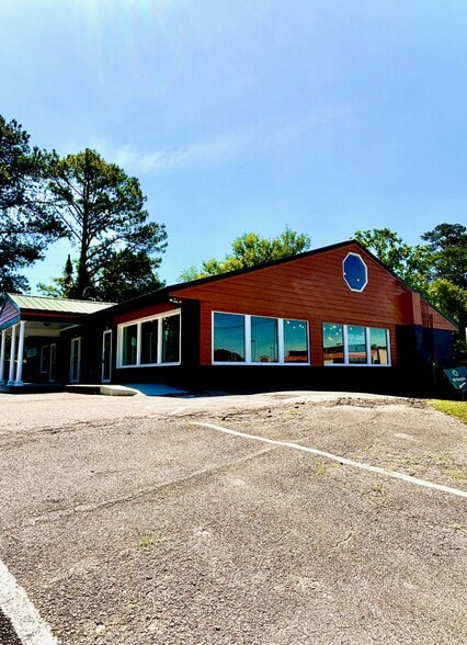 More Photos Of 1401 Montgomery Hwy, Birmingham Storefront Retail Office For Sale