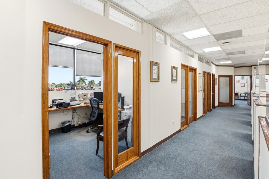 More Photos Of 4075 SW 83rd Ave, Miami Freestanding For Sale