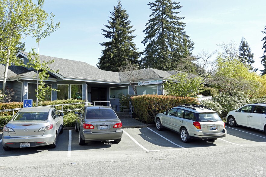 More Photos Of 13344 1st Ave NE, Seattle Medical For Lease