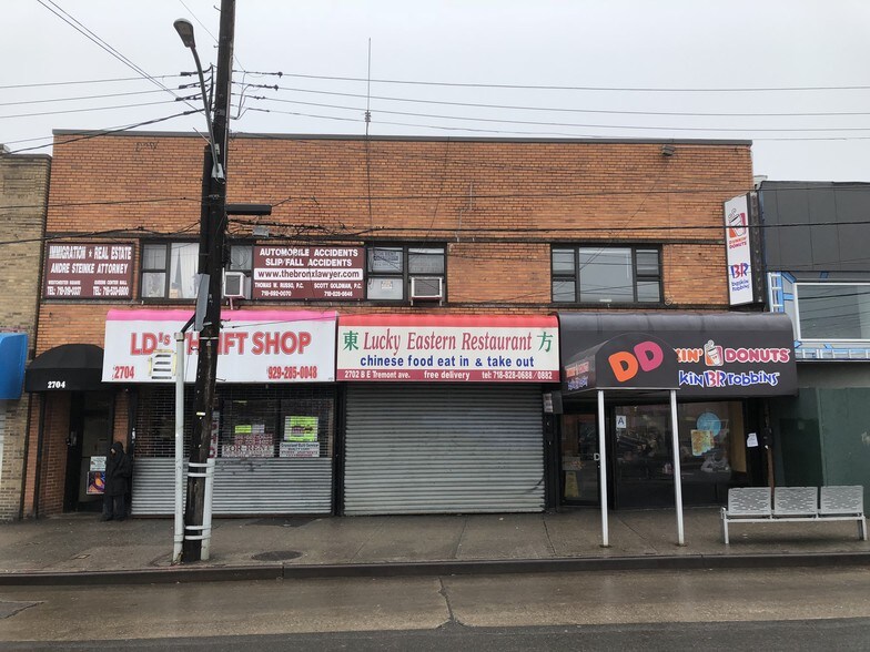 More Photos Of 2702-2704 E Tremont Ave, Bronx Storefront Retail Office For Lease