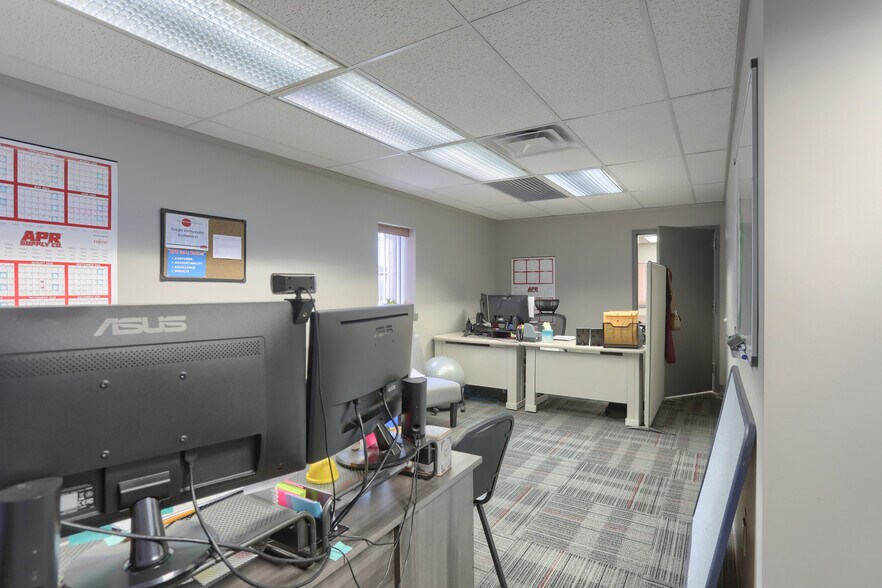More Photos Of 44 N 8th St, Lebanon Office For Sale
