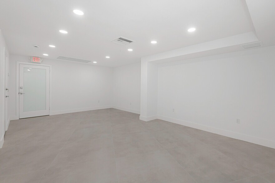 More Photos Of 5401 Collins Ave, Miami Beach Apartments For Sale