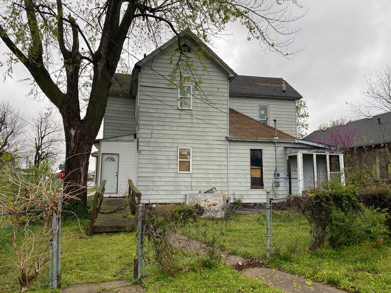 More Photos Of 2114 S Joplin Ave, Joplin Multifamily For Sale