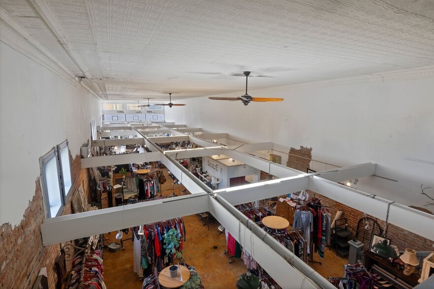 More Photos Of 219 N Main St, Winnsboro Storefront For Sale