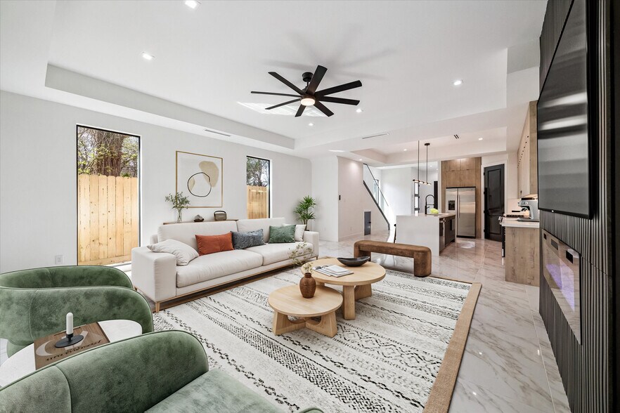 More Photos Of 4710 Sharon St, Houston Multifamily For Sale