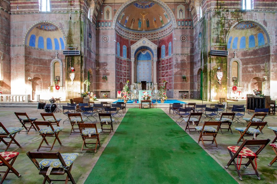 More Photos Of 575 Humboldt Pky, Buffalo Religious Facility For Sale