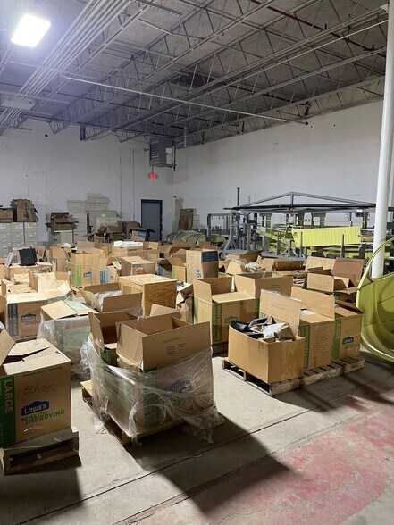 More Photos Of 1341 Hughes Ford Rd, Frederick Light Manufacturing For Sale