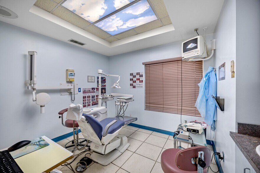 More Photos Of 10455 Lower Azusa Rd, Temple City Medical For Sale