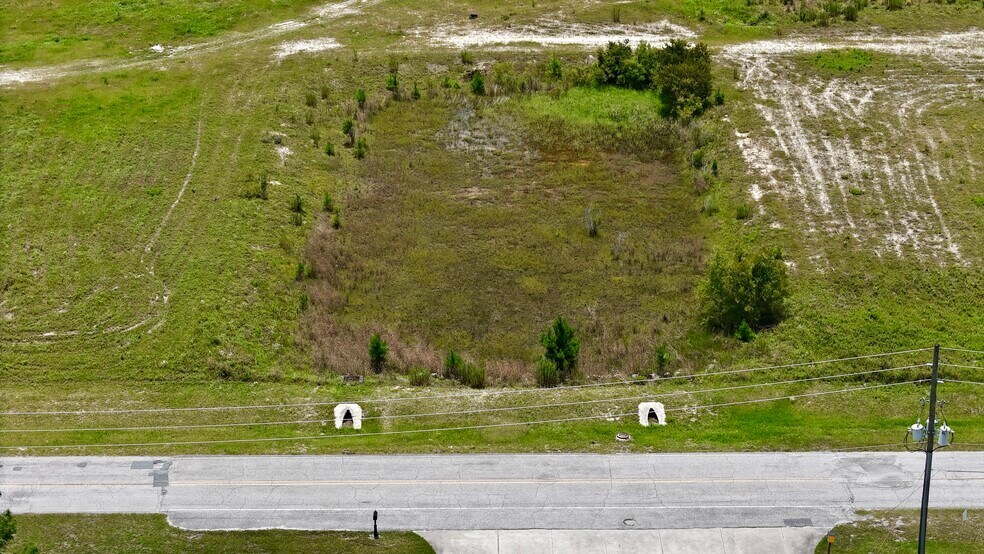 More Photos Of 3650 NW Devane St, Lake City Land For Lease